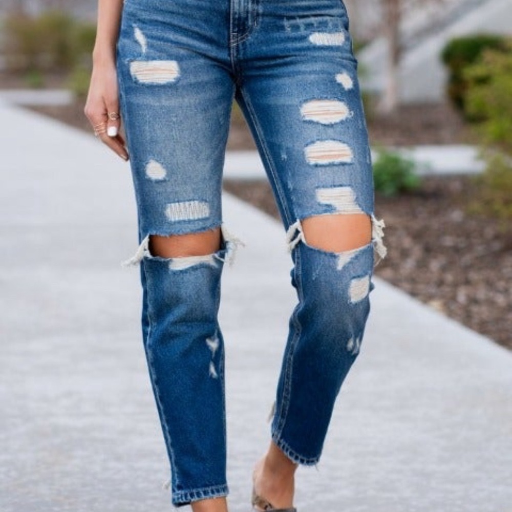 Kancan distressed boyfriend jeans BNWT size 7/28